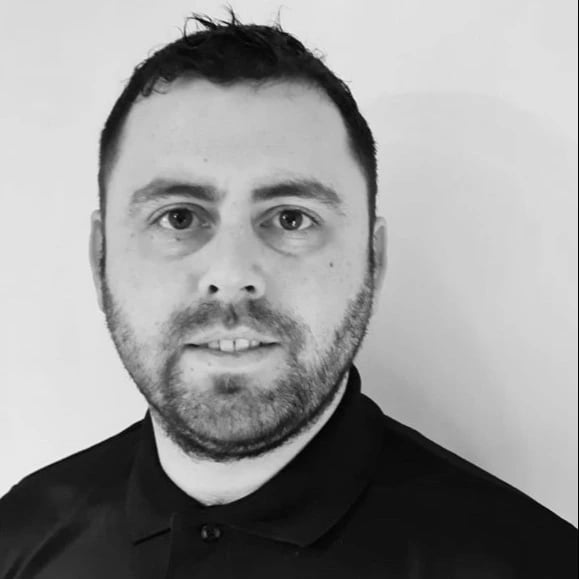 Ian-Hands-2021-B_W (1)