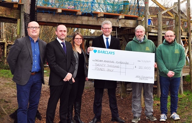 Cheque Handover crop for blog.jpg Cheque Handover crop for blog.jpg